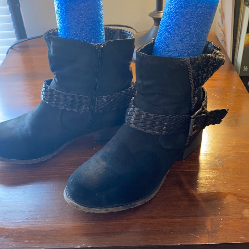 🌼MUDD BOOTS 🥾